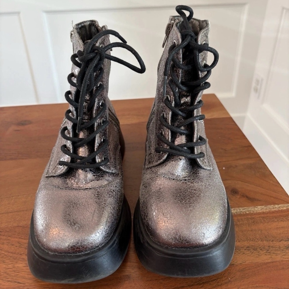 Steve Madden JFigaro Silver Crackle Glitter Combat Boots Zip Kids Sz 3 Goth Punk